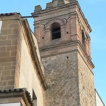 Al Campanile * 皮亚扎-阿尔梅里纳